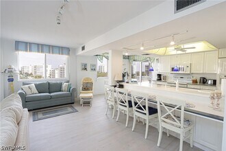 Building Photo - 11116 Gulf Shore Dr