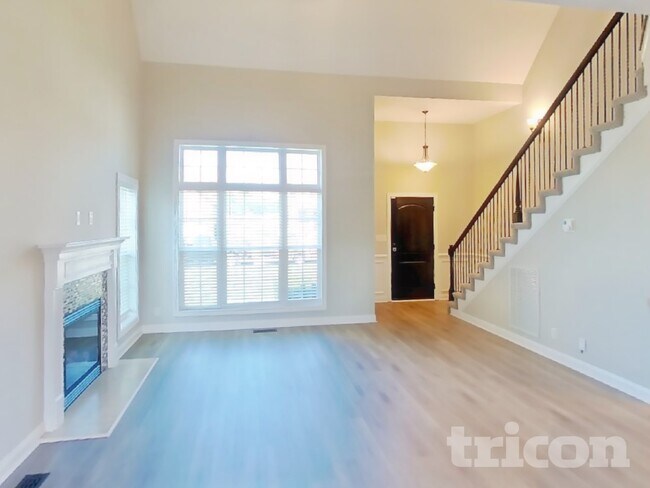 Foto del edificio - 317 Abeline Dr