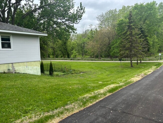 Foto del edificio - 1565 Spaulding Ave SE