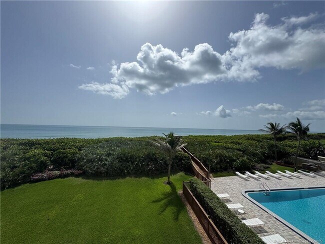 Foto del edificio - 10000 S Ocean Dr