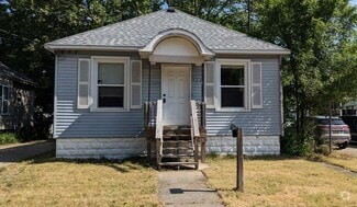 Building Photo - 826 W Grand Ave