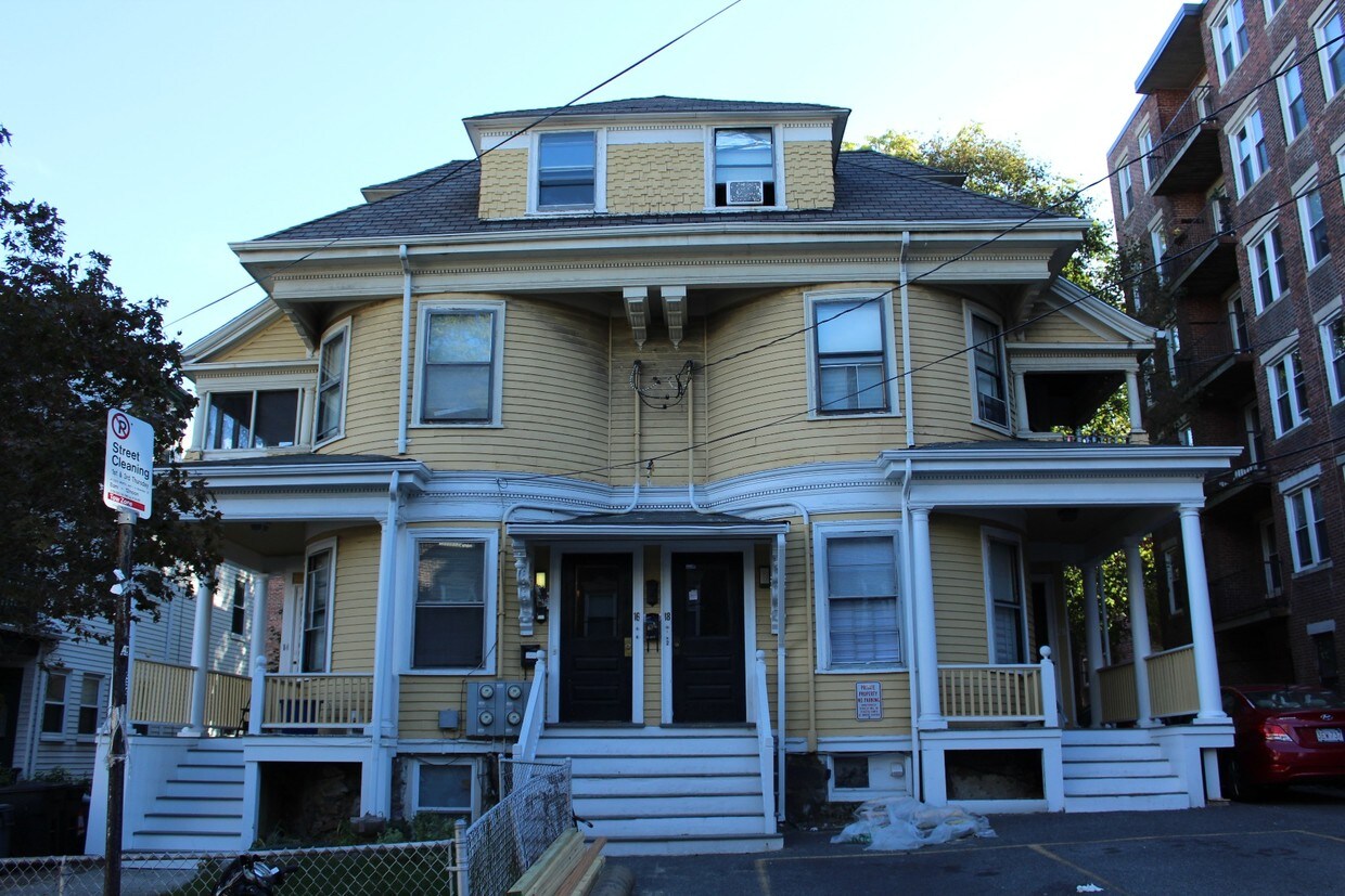 Primary Photo - 16 Quint Ave
