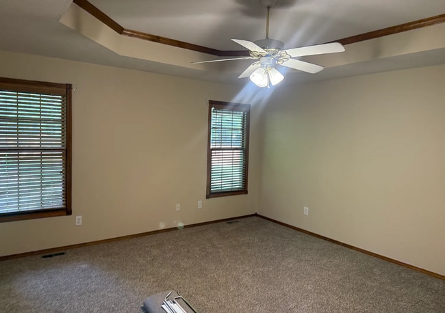 Building Photo - BEAUTIFUL FULLY FENCED HOME IN NIXA SCHOOL...