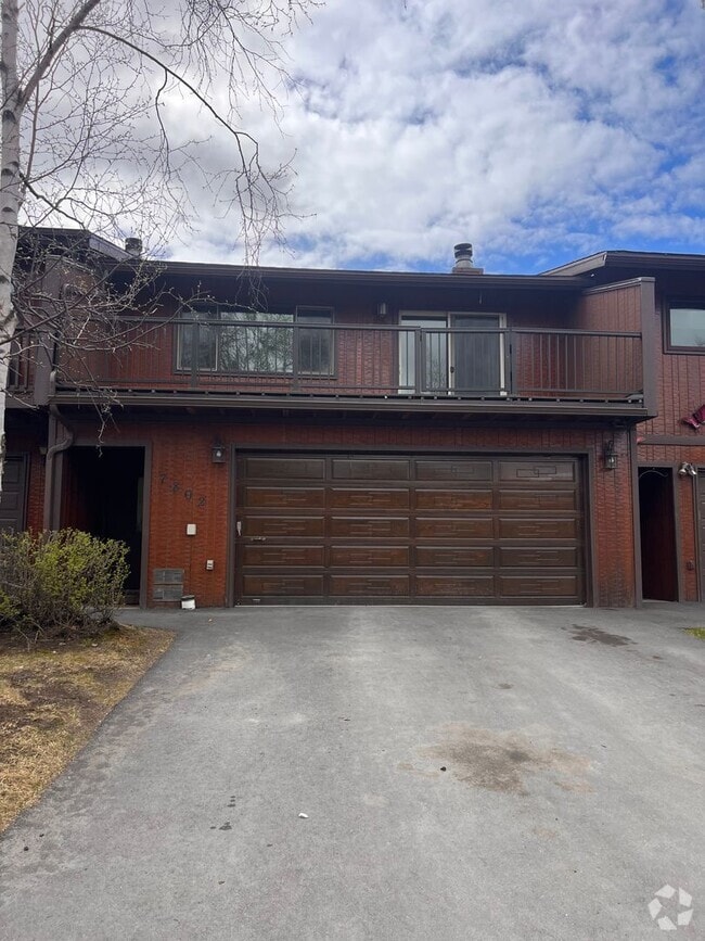 Building Photo - 7802 Linda Ln