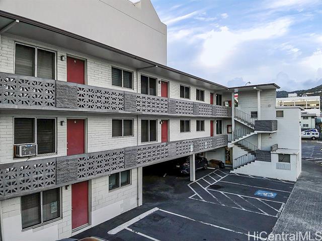 Building Photo - 944 Pumehana St