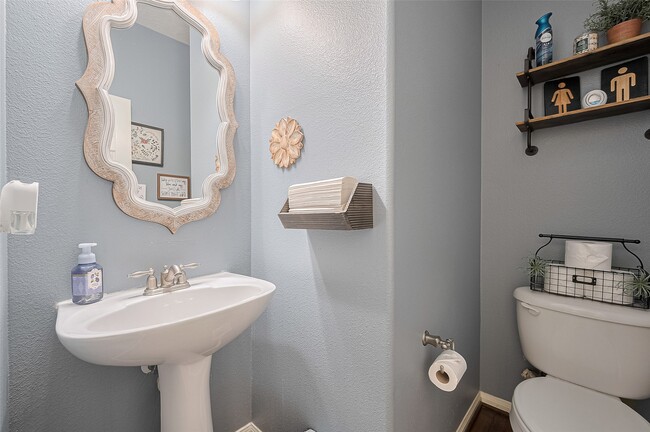 Building Photo - 21506 Avalon Queen Dr