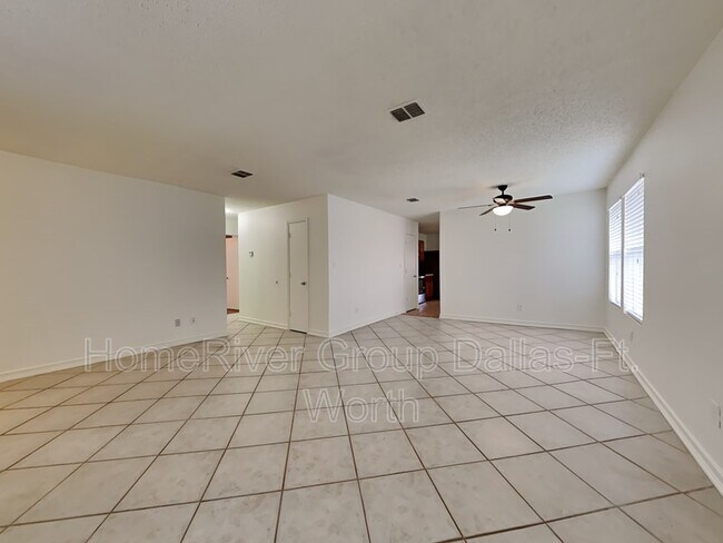 Building Photo - 4413 Cedar Crest Dr