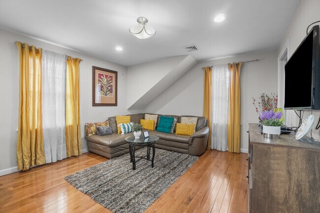 Building Photo - 97 De Pasquale Ave