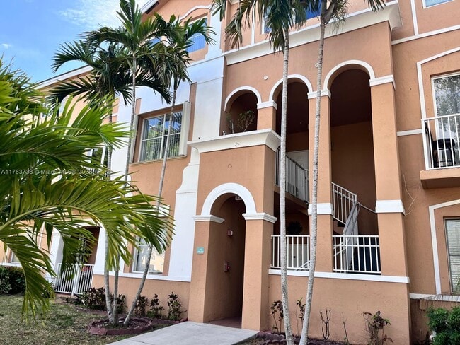 Foto del edificio - 17710 NW 73rd Ave
