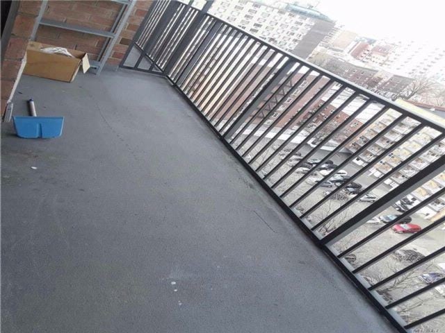 Building Photo - 14351 Roosevelt Ave