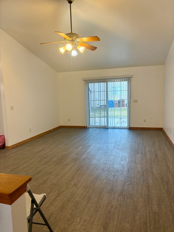 Building Photo - 2108 Oakbrook Dr