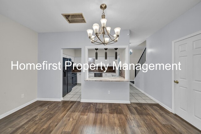 Foto del edificio - 317 Bainbridge Dr