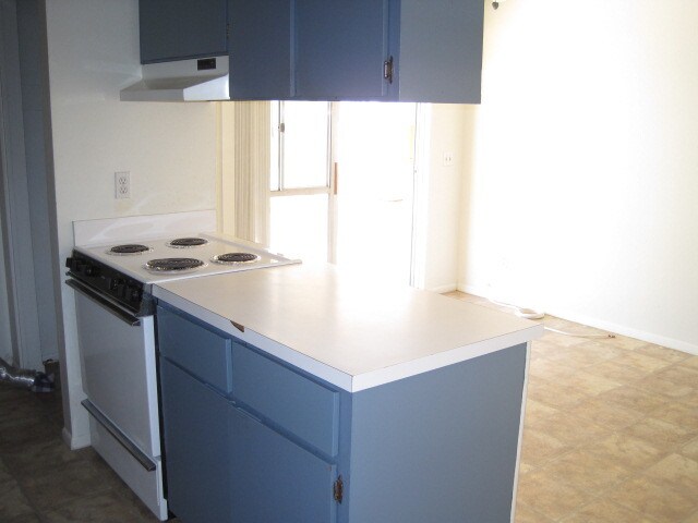 Building Photo - 1151 W Harvest St