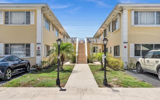 Foto principal - 5800 NE 22nd Way