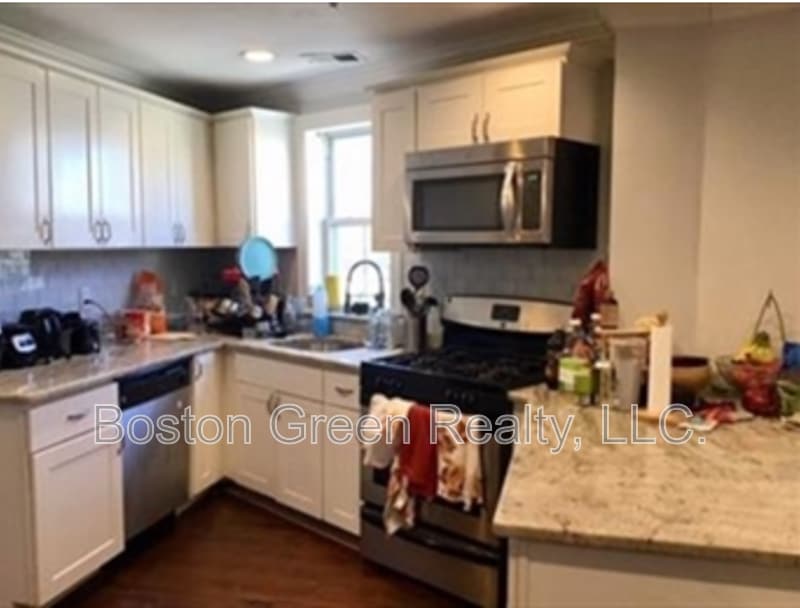 Photo - 140 Marcella Street