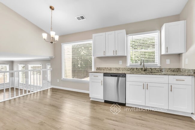 Building Photo - 5982 Pattillo Ln