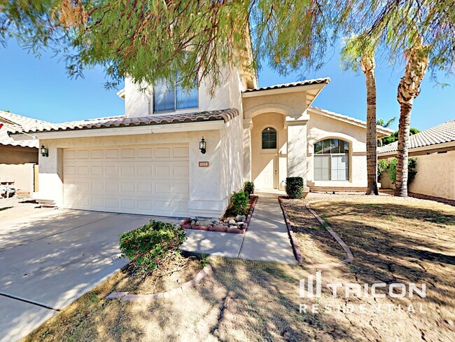 Building Photo - 1808 E Barbarita Ave