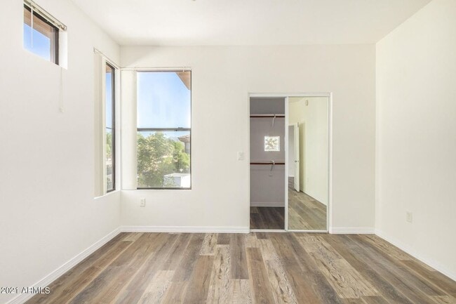 Building Photo - 6900 E Princess Dr