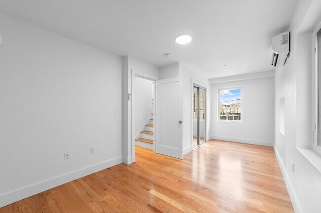 Foto del edificio - 140 Prospect St