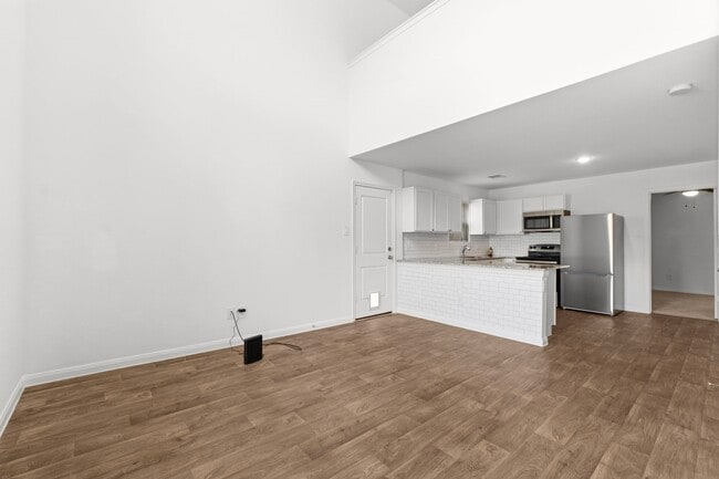 Building Photo - 16367 Jasmine Marie Pl