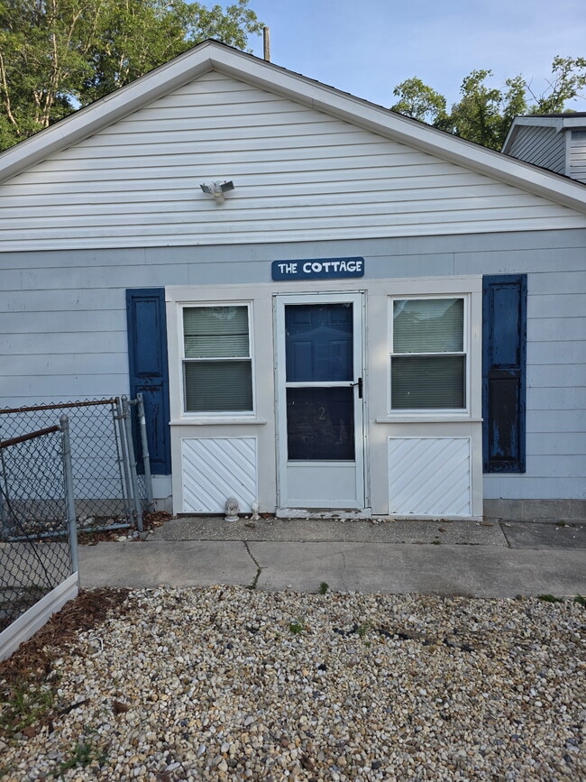 Building Photo - 30670 Iron Branch Rd