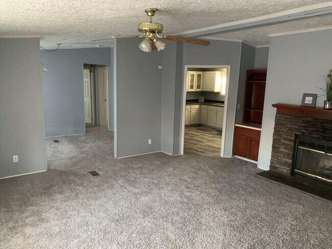 Foto del edificio - 2525 Waterfront Dr
