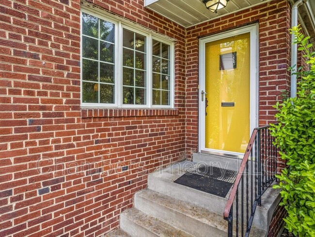 Foto del edificio - 1419 Rittenhouse St NW