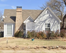 Building Photo - 2013 Jones St