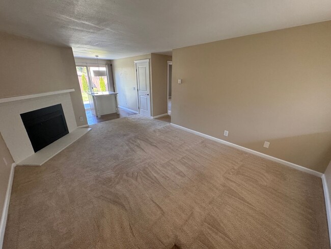Building Photo - S159-duplex