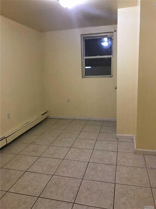 Foto del edificio - 736 Taylor Ave