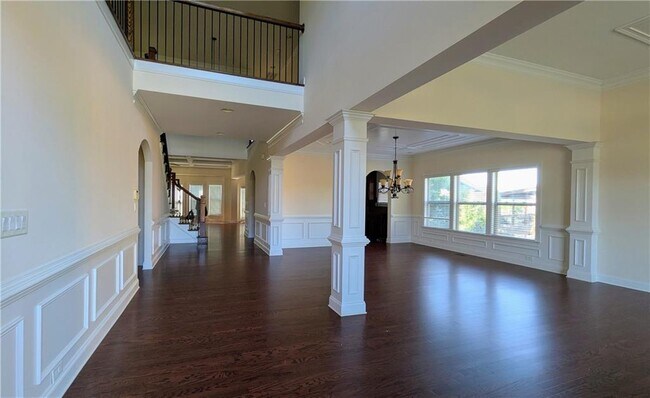 Foto del edificio - 3784 Courson St