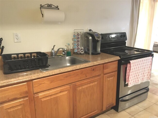 Foto del edificio - 9 Coe Pl