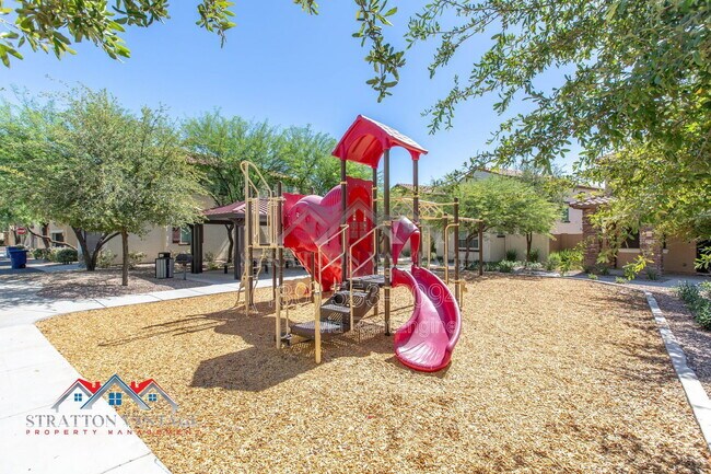 Foto del edificio - 3738 E Dogwood Dr