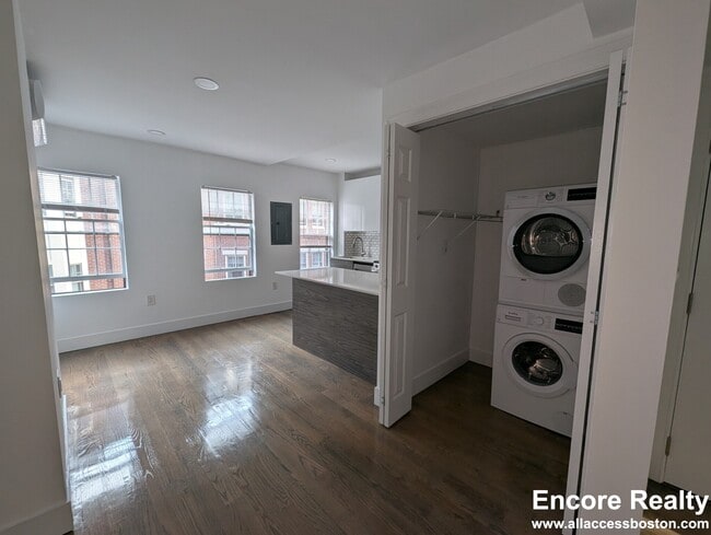 Foto del edificio - 61 Joy St