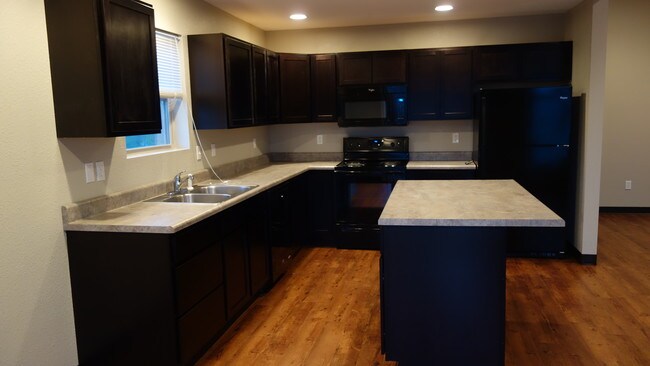 Building Photo - 1702 Gypsy Moth Dr