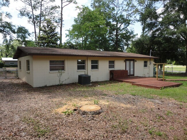 Foto del edificio - 17197 NW 243rd St