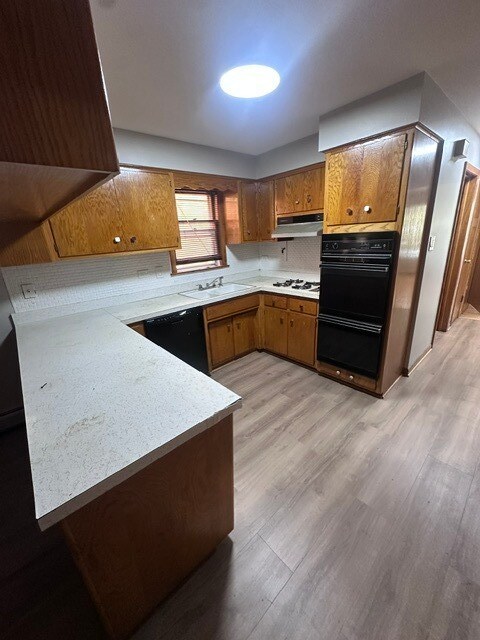 Foto del edificio - 6045 S Keating Ave