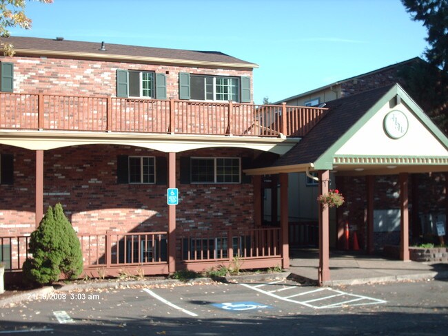 Foto del edificio - 3640 Liberty Rd S