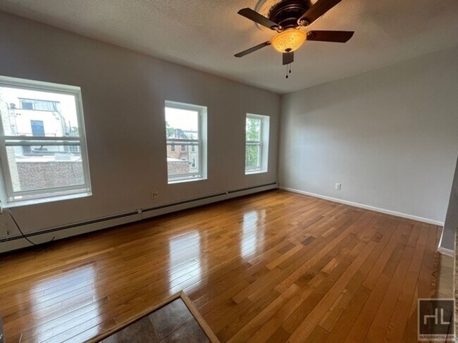 Foto del edificio - Amazing Sundrenched 2 Bedroom Home In Bed ...