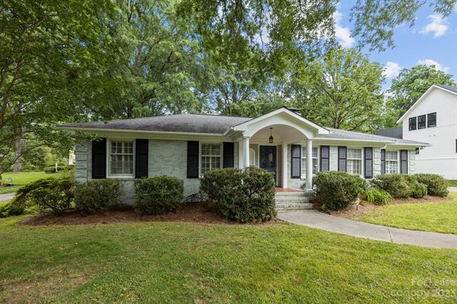 Primary Photo - 4400 Woodlark Ln