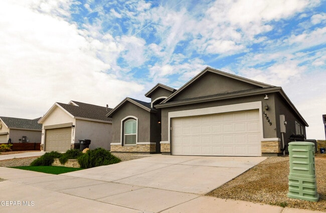 Building Photo - 13849 Sky Harbor Ave