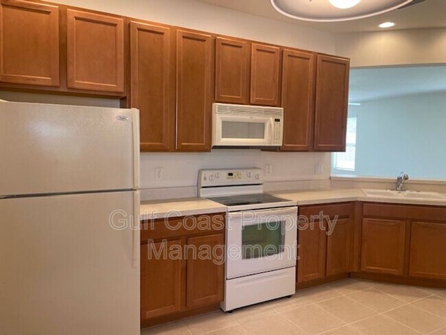 Building Photo - 2096 Batello Dr