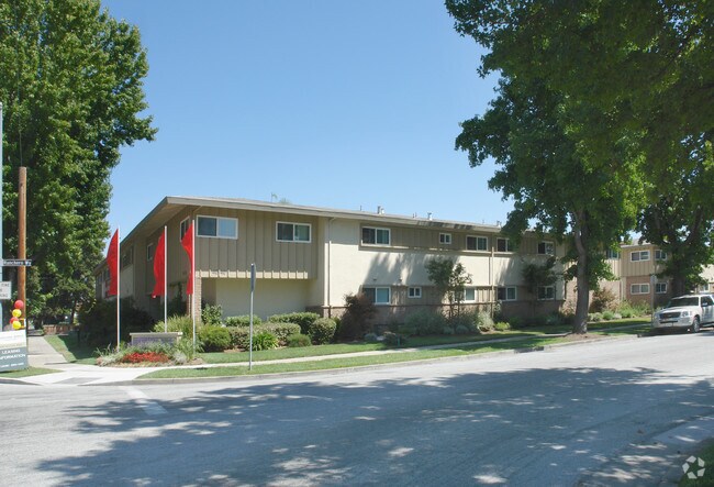 Saratoga Grove Apartments Apartments San Jose, CA