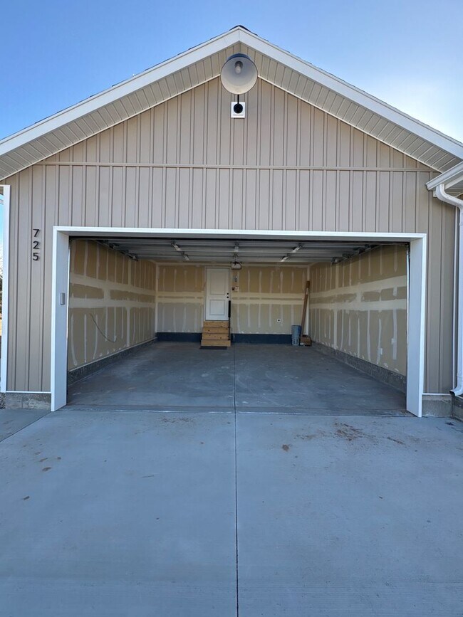 Foto del edificio - 725 W 350 N