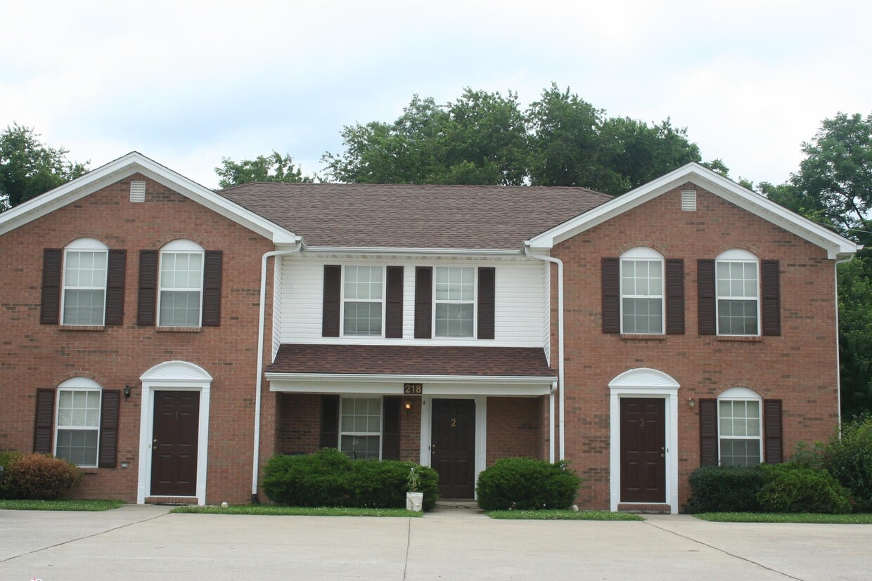 Building Photo - 218 Marcellus Dr