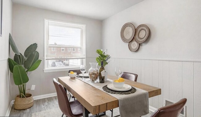 Foto del edificio - 7509 Durwood Rd