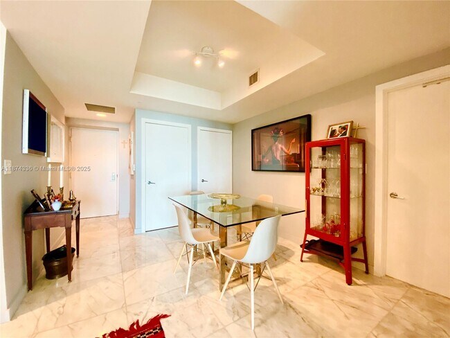 Foto del edificio - 500 Brickell Ave