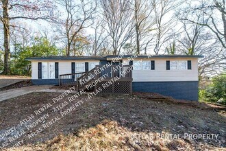 Building Photo - 945 Nelson Dr