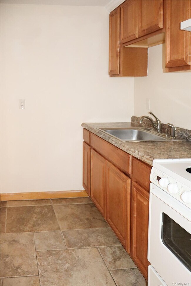 Foto del edificio - 642 6th Ave W