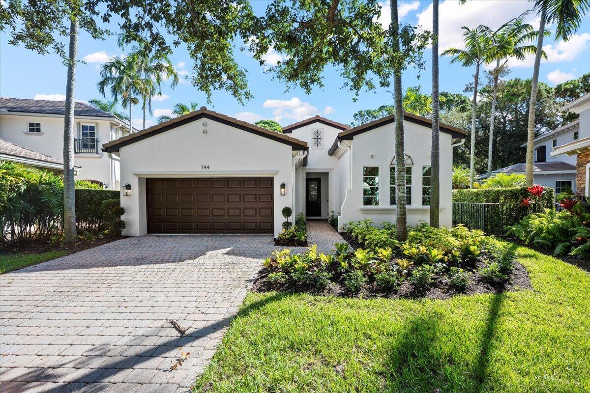 Foto principal - 744 Bocce Ct